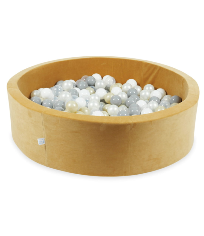 Caramel velvet ballenbak 110 x 30 cm met 400 duurzame ballen