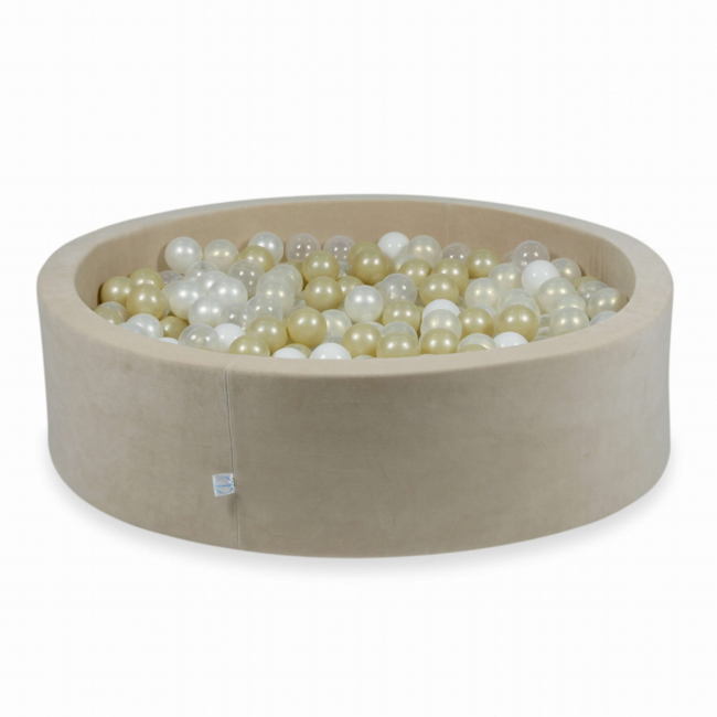 Soft velvet ball pit for 400 balls in beige – safe, sturdy and comfortable