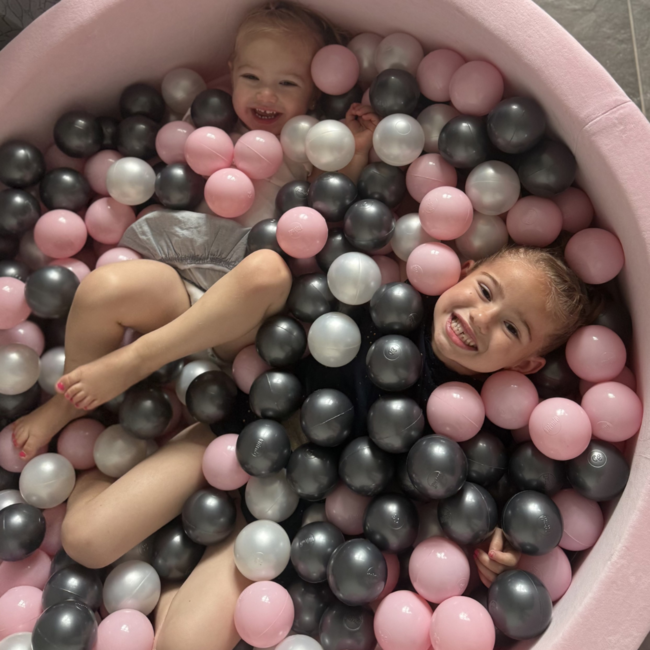 Bac à balles Soft Velvet pour 400 balles en rose clair – sûr, solide et confortable