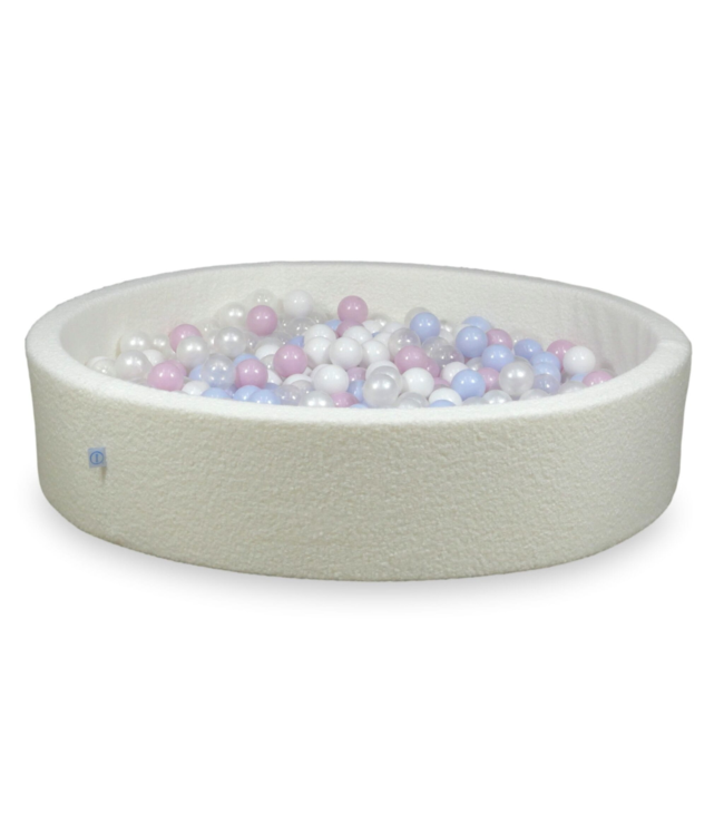 Zachte teddy ballenbak wit – inclusief 600 ballen voor eindeloos speelplezier