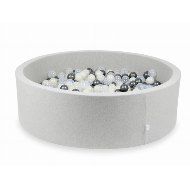 Light grey cotton ball pit with 700 balls – a soft and safe play space for little ones