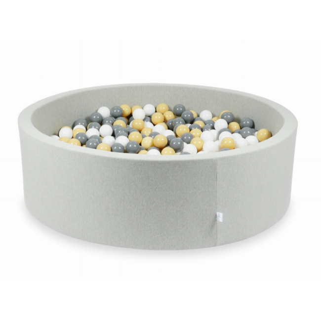 Light grey cotton ball pit with 700 balls – a soft and safe play space for little ones