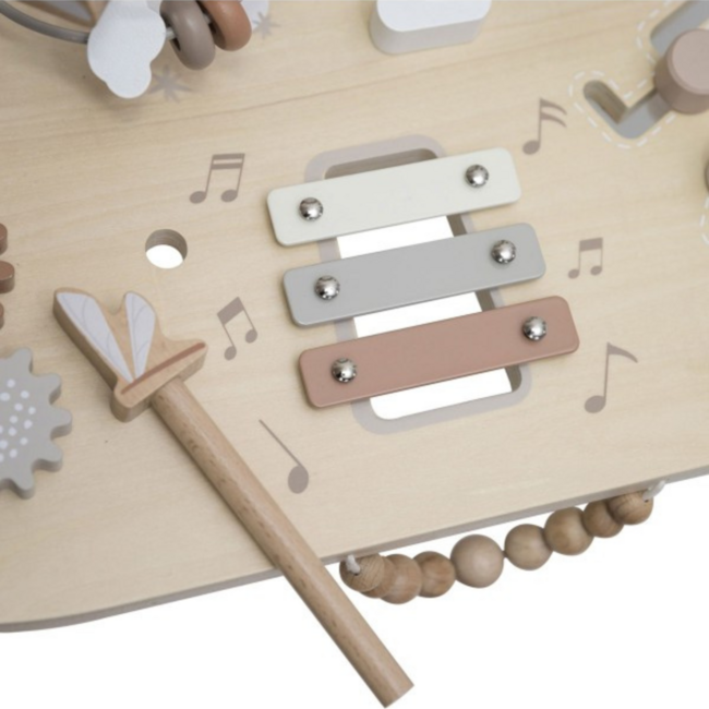 Table d’activités Nougat – apprendre en s’amusant