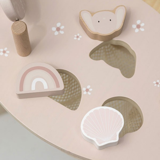 Table d’activités rose – pour apprendre et s’amuser en douceur