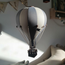 Decoratieve luchtballon maat M in beige en grijs – een stijlvolle eyecatcher voor de kinderkamer