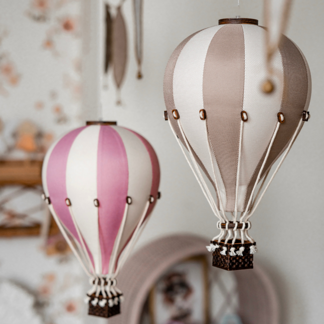 Decoratieve luchtballon maat M in beige en goud, elegant voor de kinderkamer