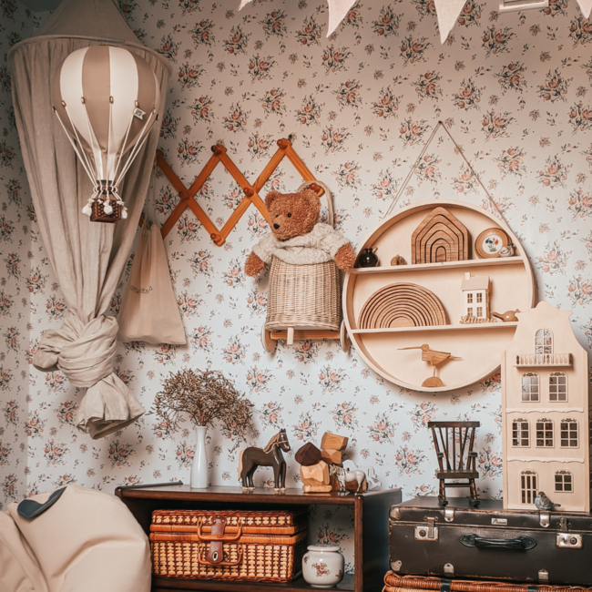 Dekorativer Heißluftballon Größe S in Beige und Gold – stilvolle Wanddekoration fürs Kinderzimmer