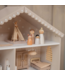 Stijlvol houten poppenhuis in warme nougatkleur – perfect voor fantasierijk spel