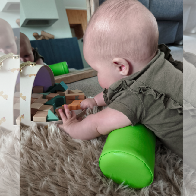 Foam crawl roller in green – for balance, crawling and motor skills