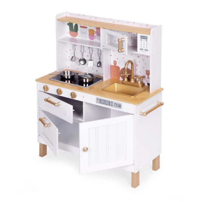 Wooden toy kitchen – fun and imaginative play for little chefs