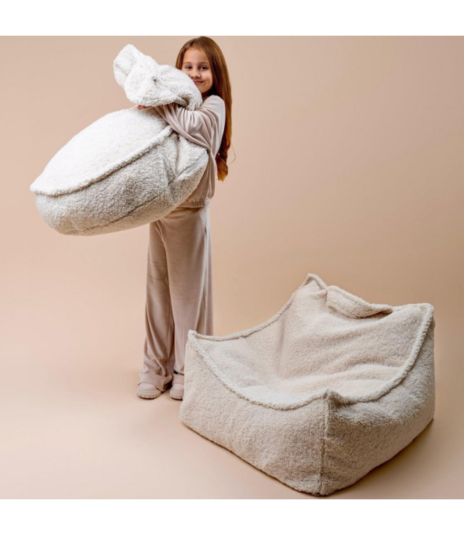 Zitzak van teddy stof in de kleur Bearly crème