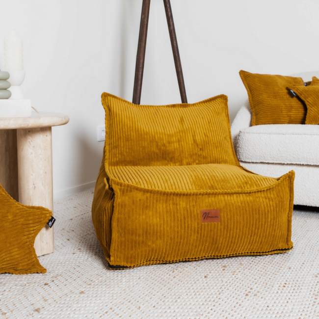 Pouf enfant velours moutarde – fait main, confortable et sûr