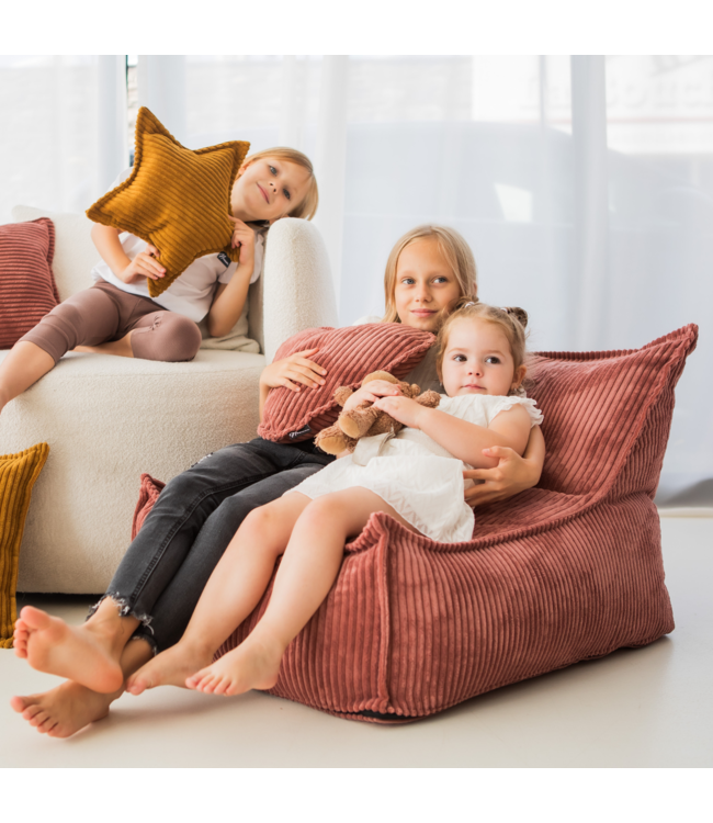 Kinderzitzak corduroy roze – handgemaakt, comfortabel en veilig