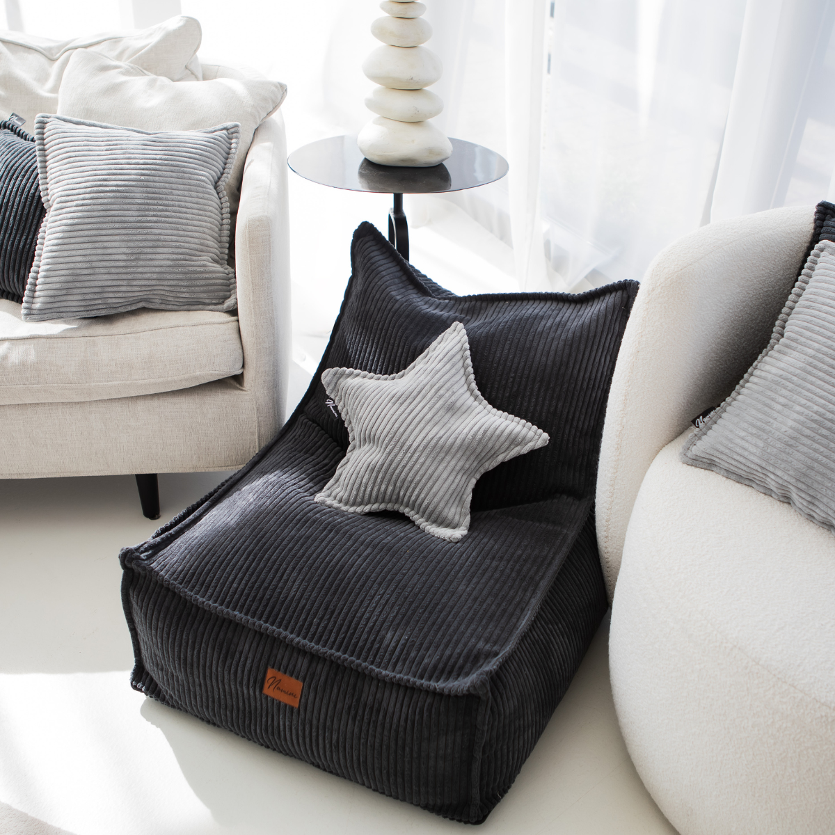 https://cdn.webshopapp.com/shops/353549/files/484390142/file.jpg