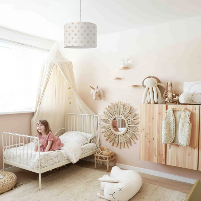 Suspension chambre d’enfant marguerites en blanc – éclairage doux et chaleureux pour bébé et enfant