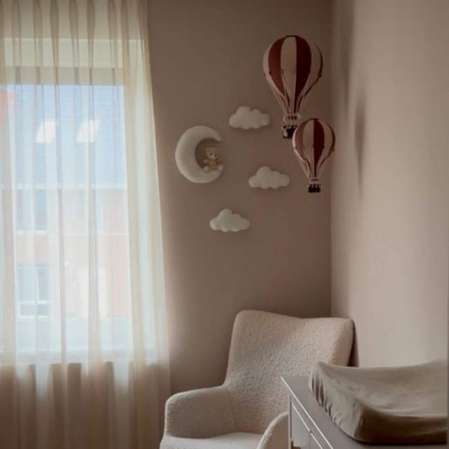Shop the look: wolkjes, maan met beertje & luchtballonnen M en L voor babykamer
