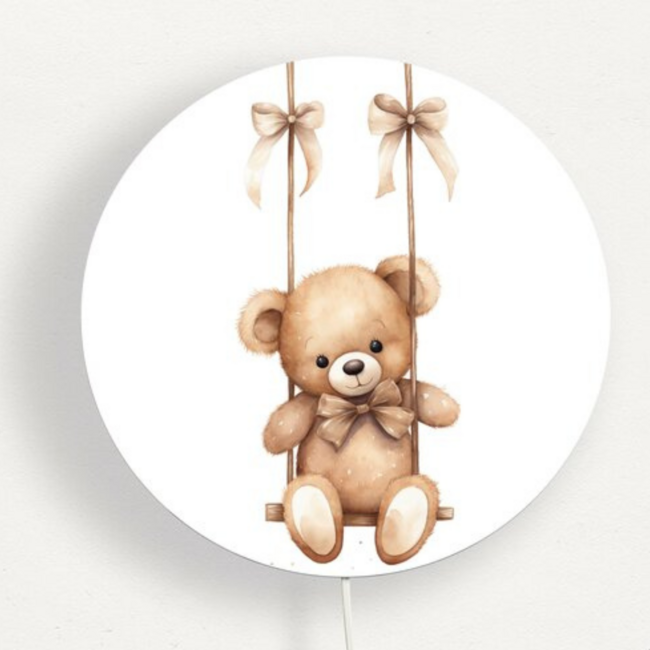 Wall lamp – cute bear on a swing for a dreamy kids’ room