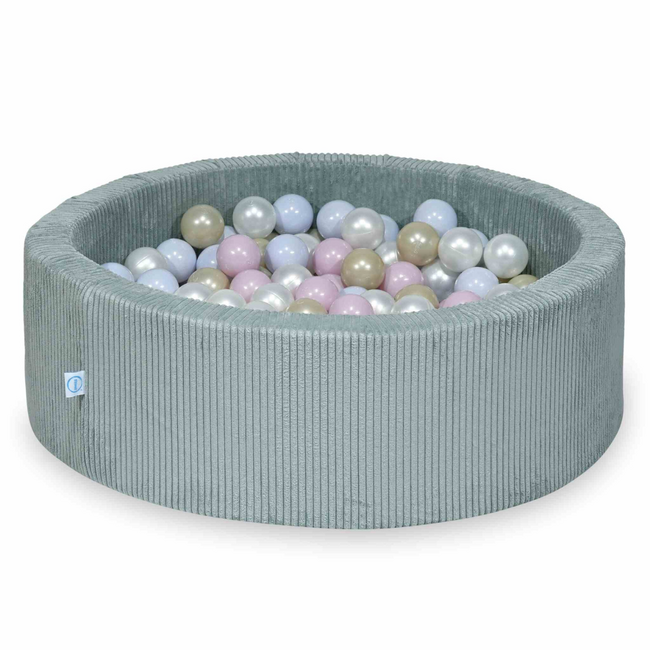 Ballenbak met ballen van zachte corduroy in frisse mintkleur