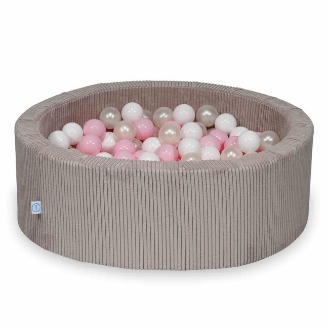 Bällebad aus weichem Cordstoff in warmer Rosaton