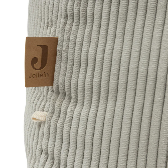 Kinder-Sessel aus weichem Corduroy in stilvollem Olivgrün