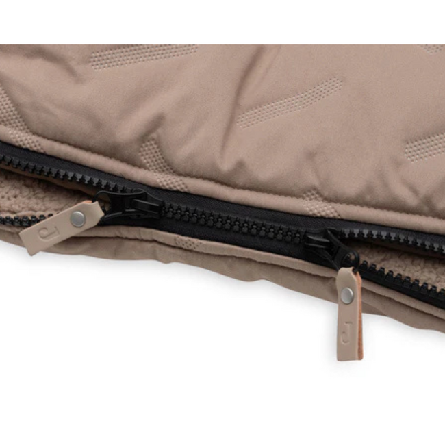 Weicher und stilvoller Fußsack für Buggy oder Kinderwagen – Embossed Milky Coffee