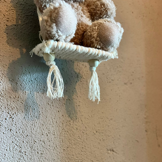 5-delige wolkenset met beertje op schommel – lieve wanddecoratie voor babykamer