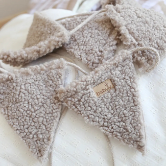 Guirlande en tissu teddy faite main | Taupe