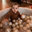 Piscine à balles avec balles en velours côtelé beige – espace de jeu sûr et confortable pour enfants