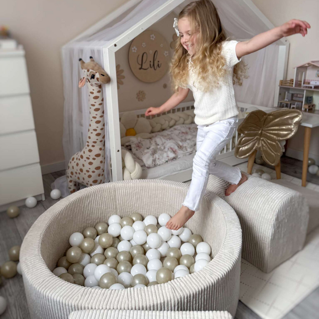 XL playset with ball pit and 5 soft foam blocks made of corduroy – Beige | Safe and playful