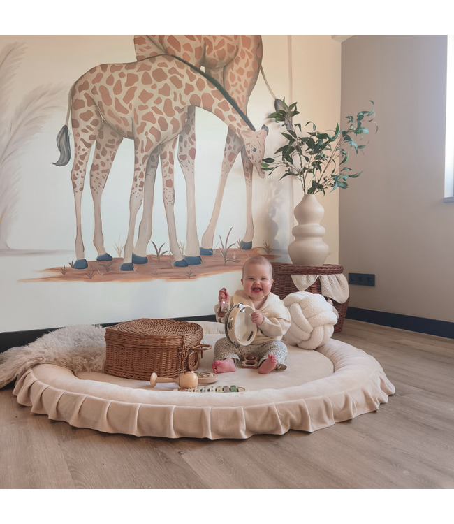 Luxe beige velvet speelnest – veilig en comfortabel speelplekje