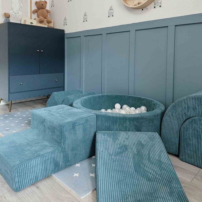 XL speelset van corduroy met ballenbak en 5 foamblokken in blauw – veilig en uitnodigend speelplezier