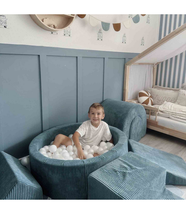 XL speelset van corduroy met ballenbak en 5 foamblokken in blauw – veilig en uitnodigend speelplezier
