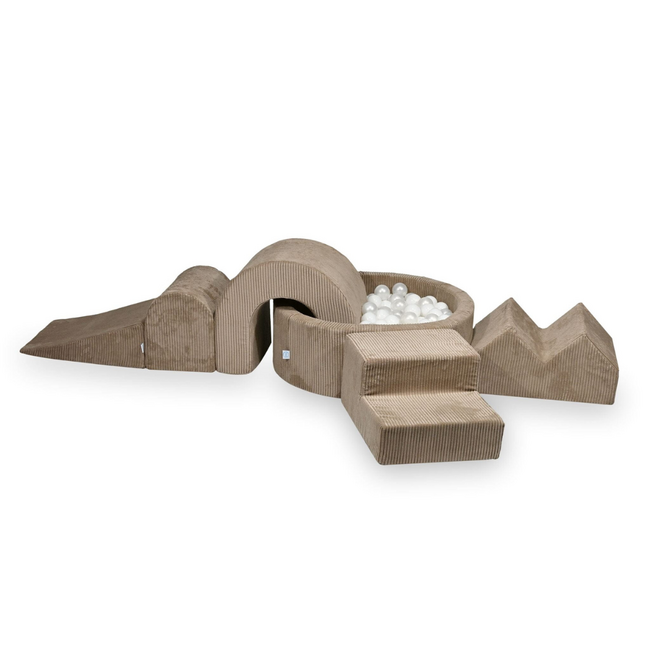 Set de jeu XL en tissu côtelé avec bac à balles et 5 blocs en mousse couleur toffee – doux, élégant et sûr pour le jeu