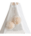 Decoratieve pompom tipi tent topper – Beige | Voor een speelse en gezellige kinderkamer