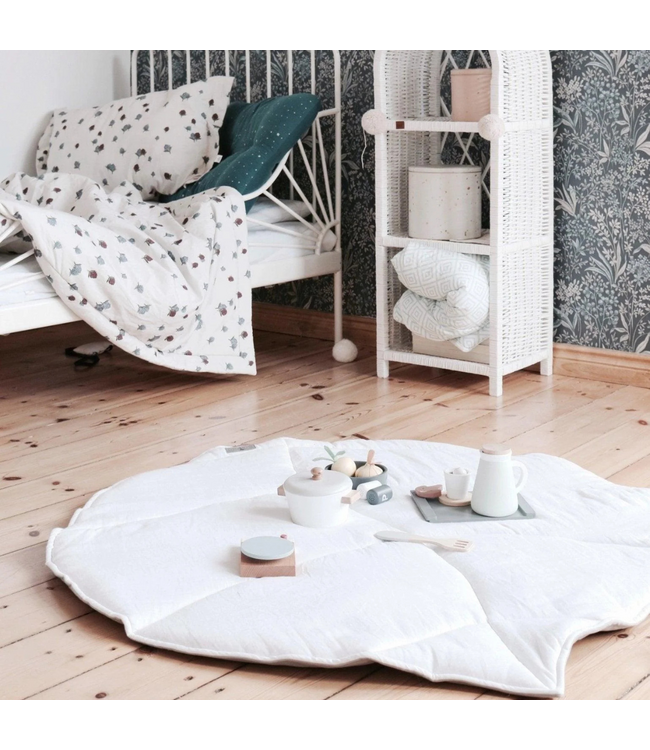 Bladvormig speelkleed van linnen – Sand | Zacht, stijlvol en speels