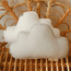 Coussin nuage en lin – Sand | Doux et élégant pour chambre d’enfant ou coin jeu