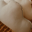 Coussin nuage en lin – Sand | Doux et élégant pour chambre d’enfant ou coin jeu
