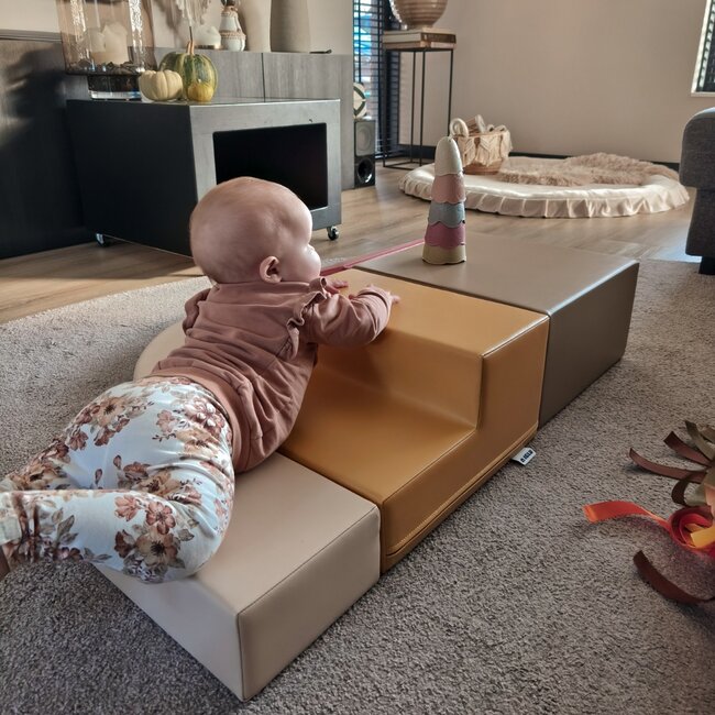 Foam blocks set Corner – creative and safe play in pastel pink
