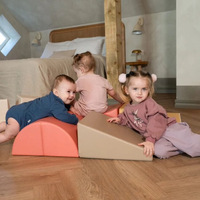 Foam blocks set Adventurer – pastel pink soft blocks for adventurous play