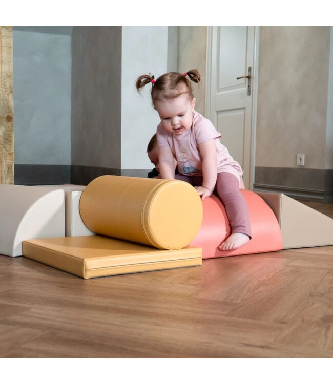 Softplay foam blokken set in pastel pink – stimuleert motoriek en creativiteit