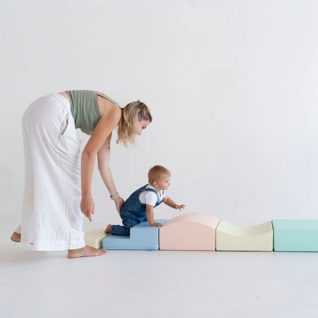 Blocs en mousse Little Crawler – set de 7 pièces en couleurs pastel pour petits explorateurs