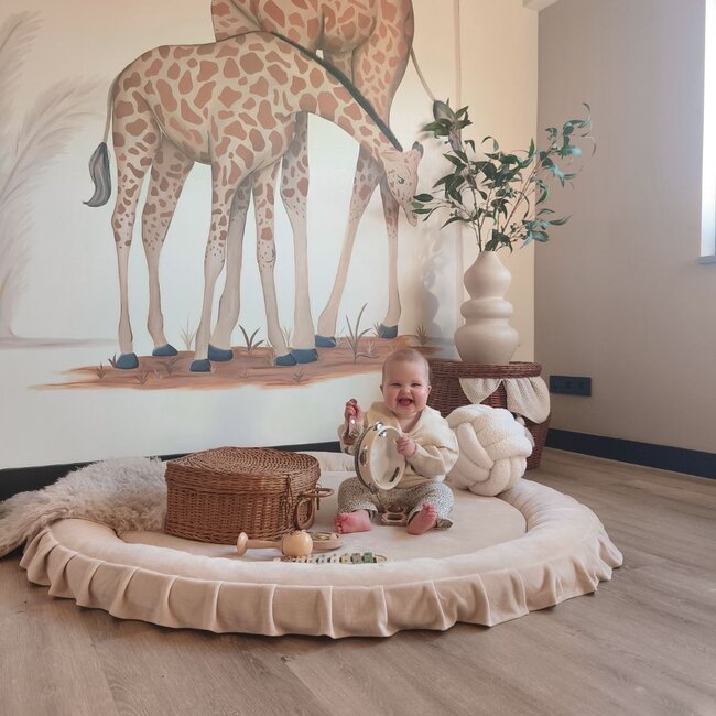 Luxe beige velvet speelnest – veilig en comfortabel speelplekje