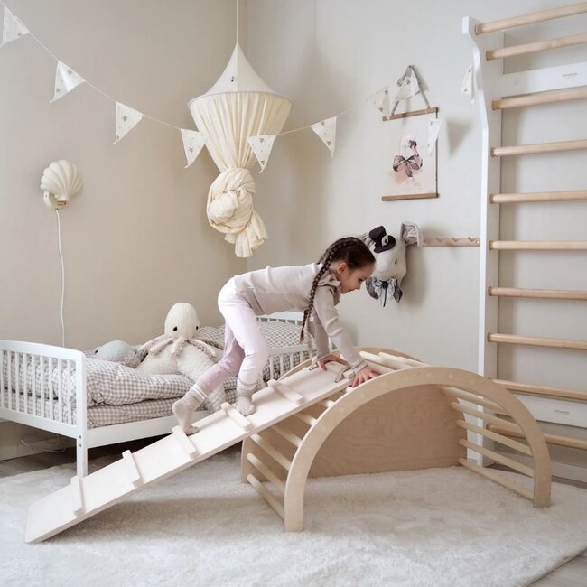 Arc d’escalade en bois naturel – Grimpe et jeu sécurisé pour enfants