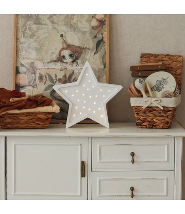 Duurzame houten nachtlamp in stervorm – handgemaakt en dimbaar