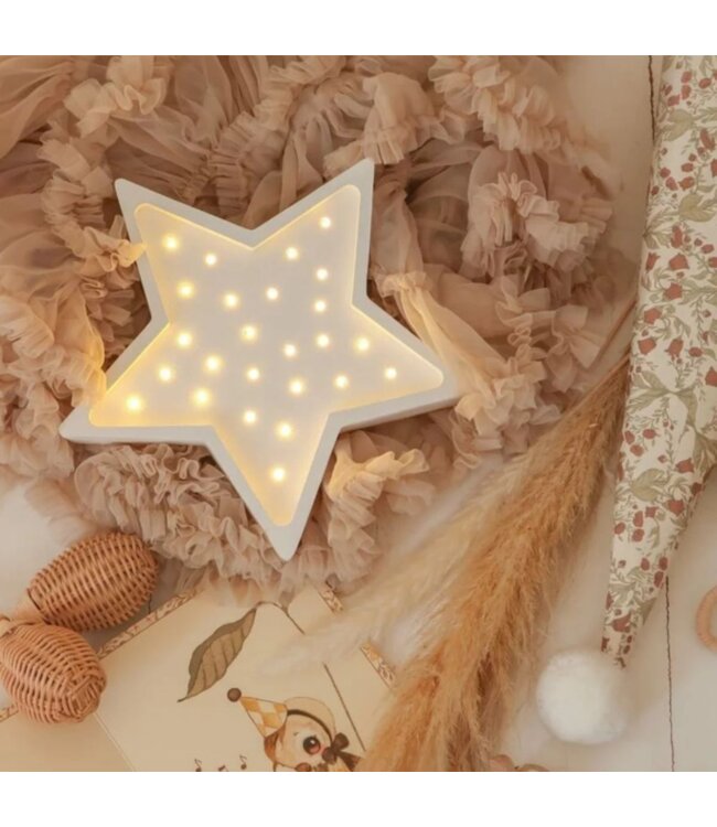 Duurzame houten nachtlamp in stervorm – handgemaakt en dimbaar