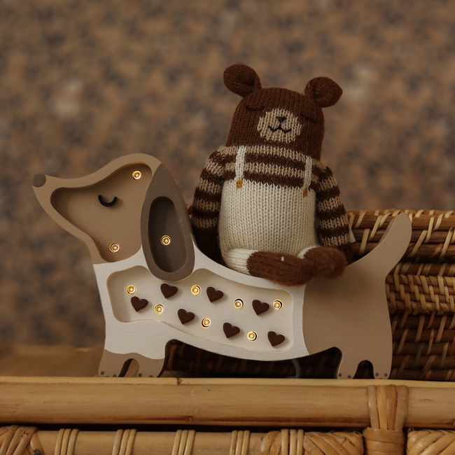 Handmade puppy mini lamp in beige with hearts – Cozy ambient lighting for children’s room or play space