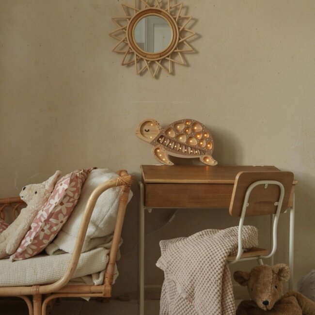 Houten schildpad lamp beige – handgemaakt en sfeervol voor kinderkamer of interieur