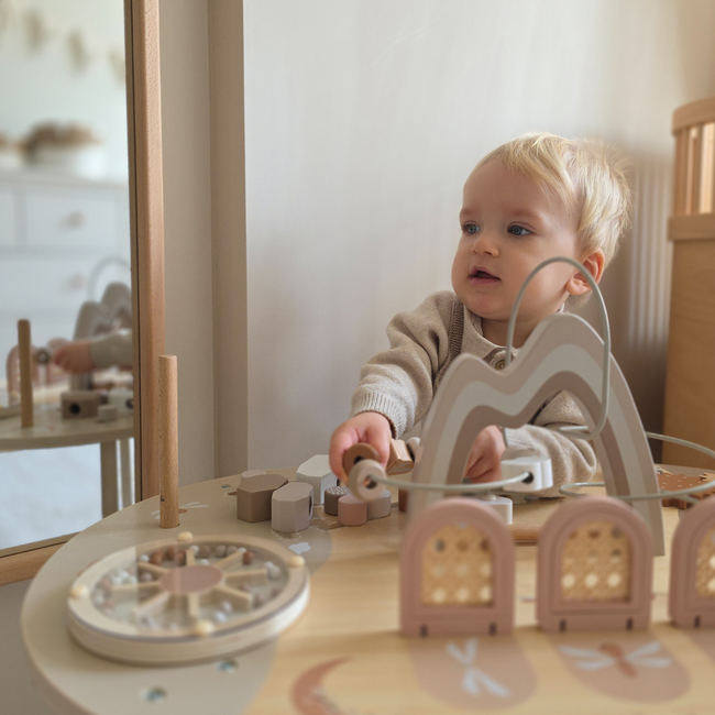 Activity Table Nougat – playful learning and discovery