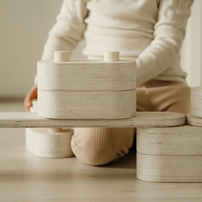 Balancierbalk natur – Montessori Balance- und Kletterspiel für Kinder