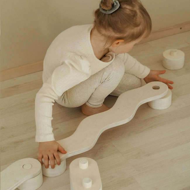 Balancierbalk natur – Montessori Balance- und Kletterspiel für Kinder